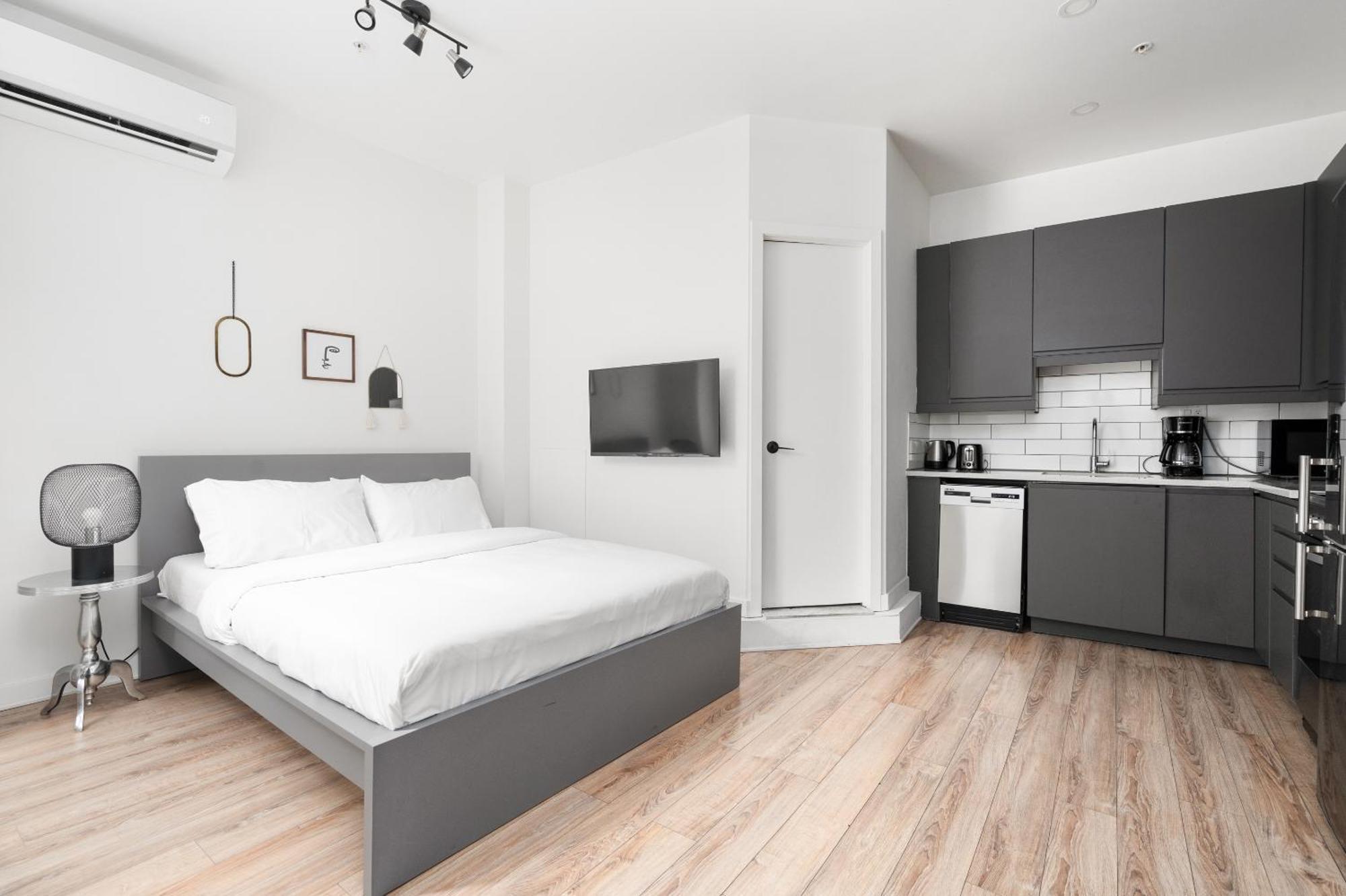 Boutique Lofts Notre Dame - Vieux Montreal Apartment Exterior photo