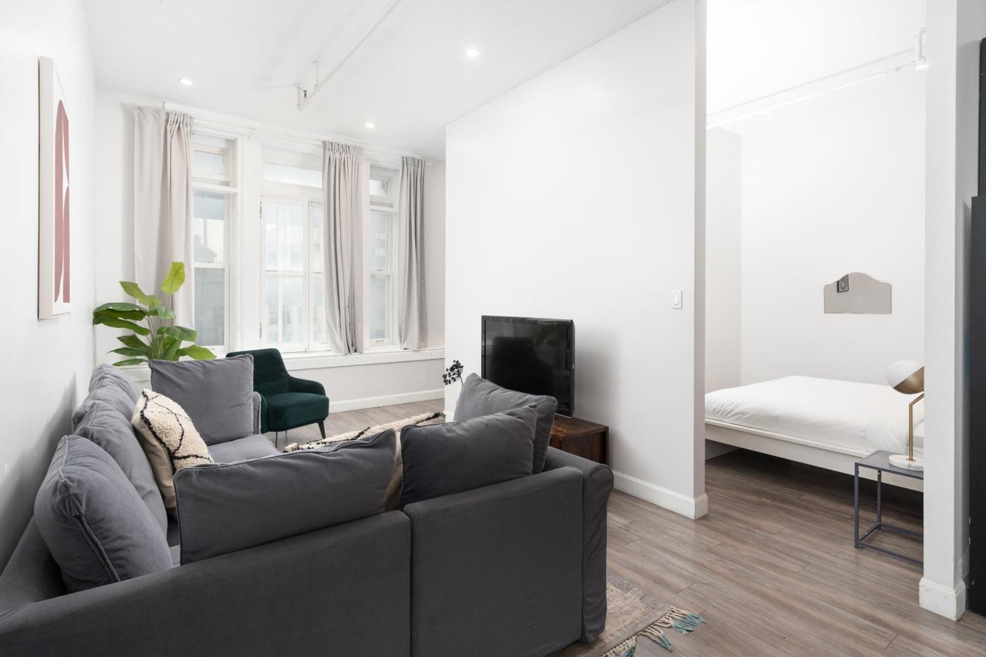 Boutique Lofts Notre Dame - Vieux Montreal Apartment Exterior photo