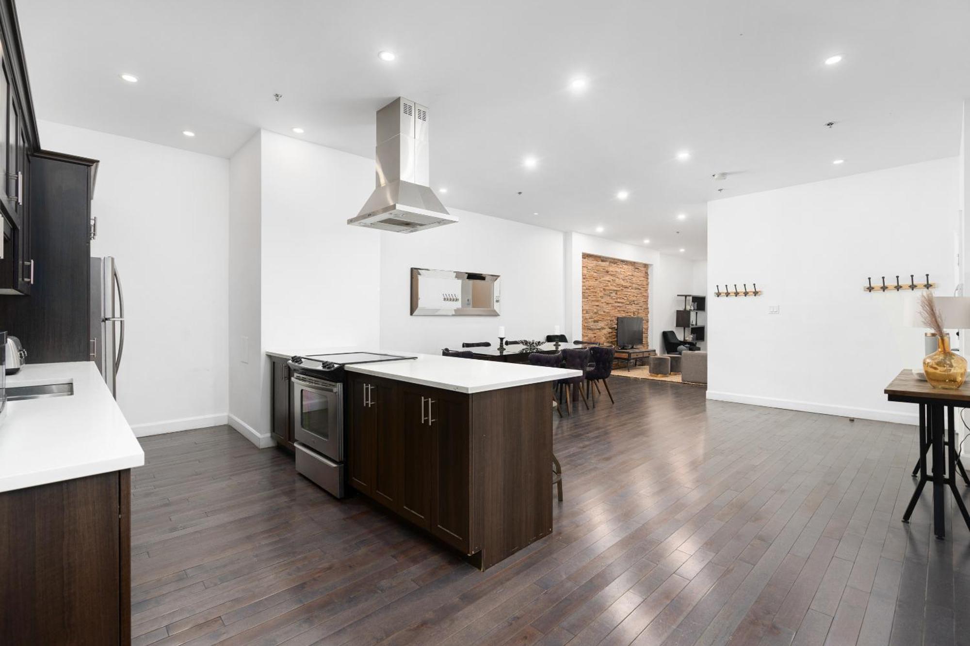 Boutique Lofts Notre Dame - Vieux Montreal Apartment Exterior photo