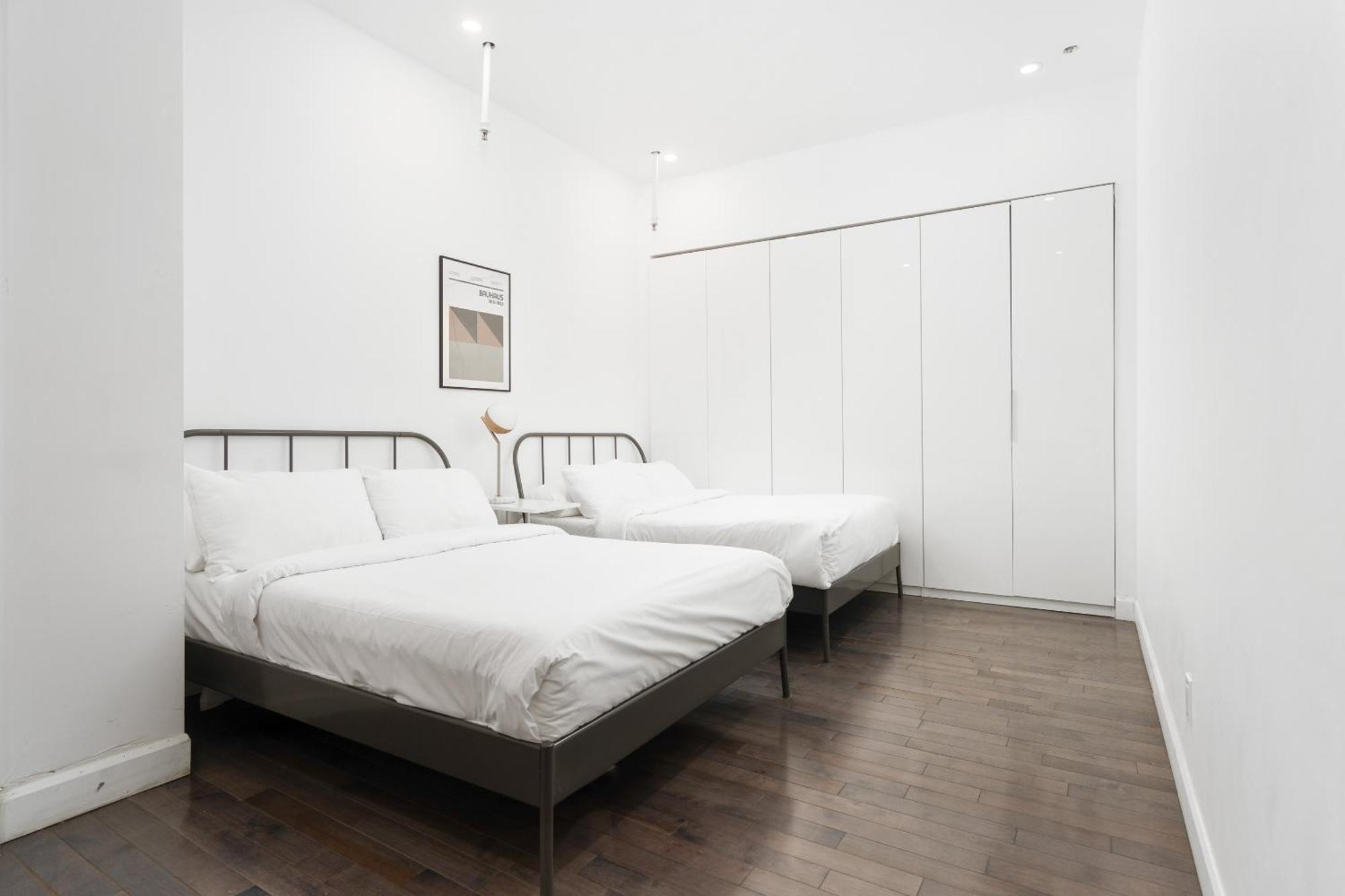 Boutique Lofts Notre Dame - Vieux Montreal Apartment Exterior photo