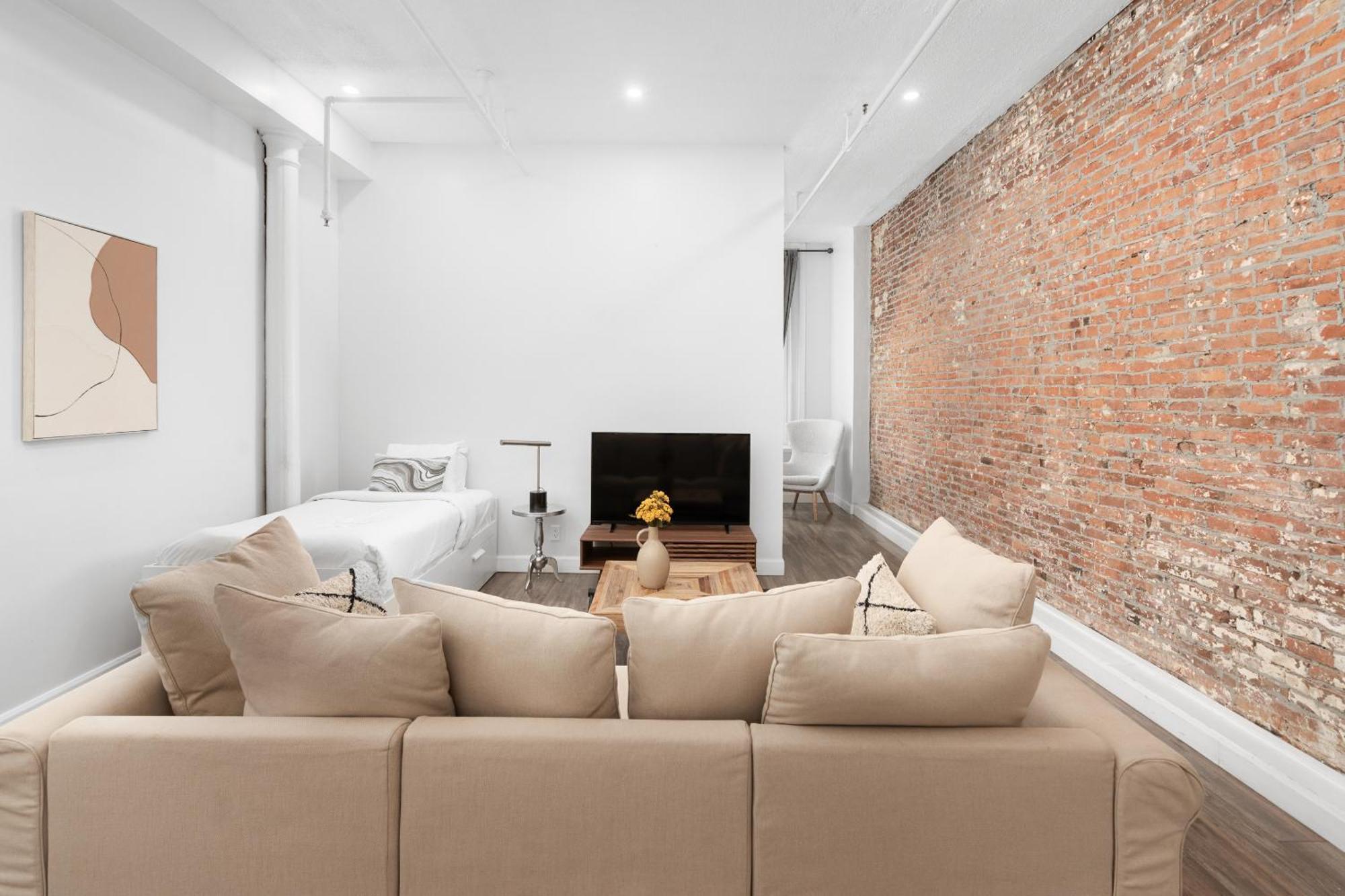 Boutique Lofts Notre Dame - Vieux Montreal Apartment Exterior photo